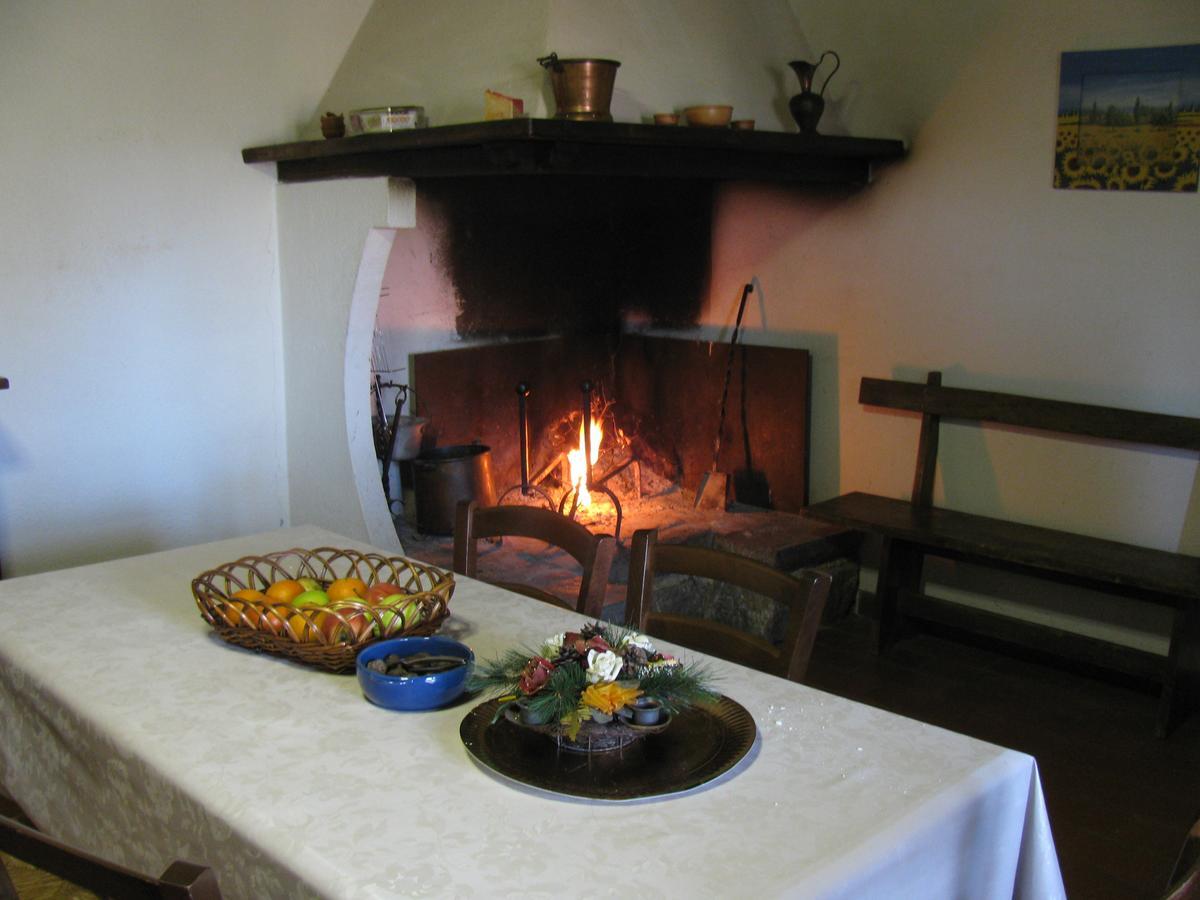 Agriturismo Santa Caterina Castelnuovo di Val di Cecina Eksteriør billede