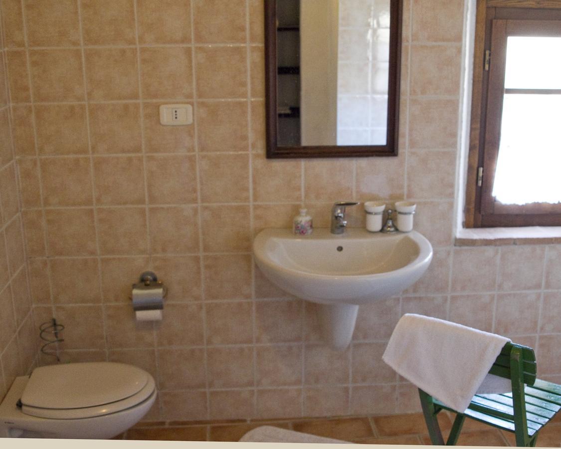 Agriturismo Santa Caterina Castelnuovo di Val di Cecina Værelse billede
